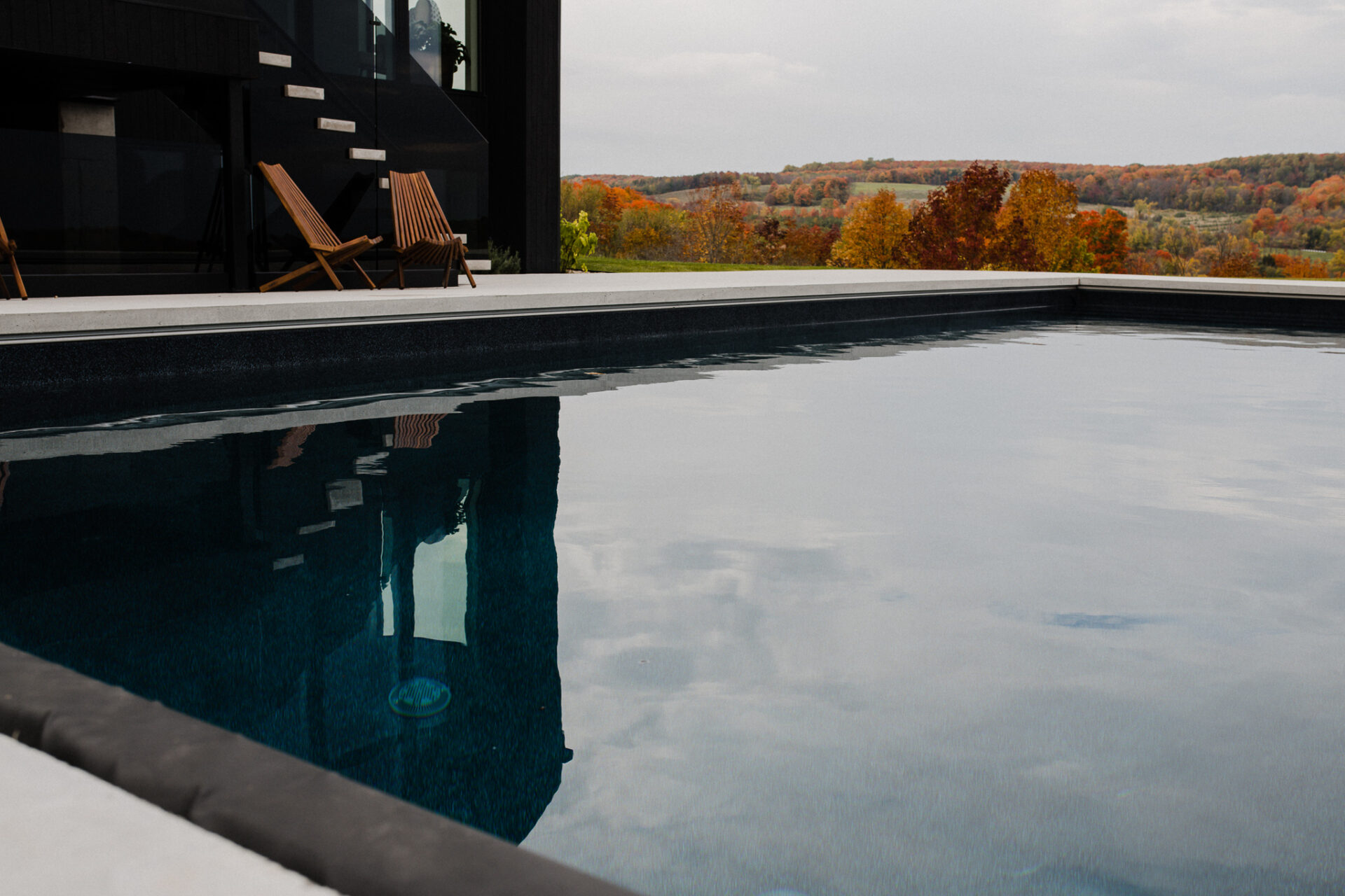 Schedule_A_Consultation-Form_BG